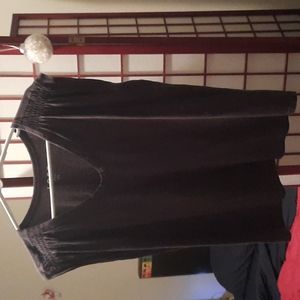 Loft gray v-neck tee